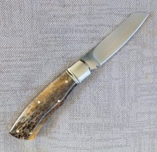 Robbie Ferreira,MDK, Giraffe bone Native, N690, fluted bolsters, 4" closed,pouch and coa,MDKs newest Robbie Ferreira,MDK, Giraffe bone Native, N690, fluted bolsters, 4" closed,pouch and coa,MDKs newest