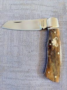Robbie Ferreira,MDK, Giraffe bone Native, N690, fluted bolsters, 4" closed,pouch and coa,MDKs newest Robbie Ferreira,MDK, Giraffe bone Native, N690, fluted bolsters, 4" closed,pouch and coa,MDKs newest