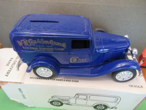 Case Cutlery 1St Edition 1995 Ertl 1932 Die Cast Ford Panel Delivery Bank Serial # 072