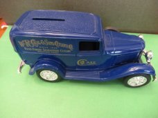 Case Cutlery 1St Edition 1995 Ertl 1932 Die Cast Ford Panel Delivery Bank Serial # 072