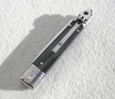 NOS AKC 8" CLASSIC SLIM LEVER LOCK SWEDGE BLADE, GENUINE DARK BRAZILIAN HORN MANIAGO ITALY