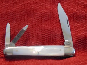 MINT CONDITION VINTAGE E. BRUCKMANN GERMANY GENUINE PEARL WHITTLER 1891-1956