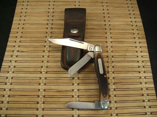 SCHRADE OLD TIMER 858 LUMBERJACK U.S.A. VINTAGE OLDER HIGH CARBON STEEL BLADES POCKET KNIFE & SHEATH