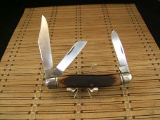 SCHRADE OLD TIMER 858 LUMBERJACK U.S.A. VINTAGE OLDER HIGH CARBON STEEL BLADES POCKET KNIFE & SHEATH