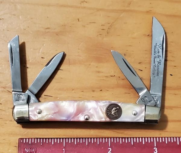 *RARE!!* HEN and ROOSTER ~ 4 Small Blade Congress ~ *Pink Ice* ~ 2001 *RARE!!* HEN and ROOSTER ~ 4 Small Blade Congress ~ *Pink Ice* ~ 2001