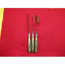 Trench Art Made from a shell Casing. German Shell Case, French Buttons and Reims Crests, ......(R12) Trench Art Made from a shell Casing. German Shell Case, French Buttons and Reims Crests, ......(R12)