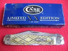 Case CHEETAH Limited XX Edition Custom Double Action Rattlesnake Bone Swing Guard Switchblade Knife Case CHEETAH Limited XX Edition Custom Double Action Rattlesnake Bone Swing Guard Switchblade Knife