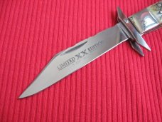 Case CHEETAH Limited XX Edition Custom Double Action Rattlesnake Bone Swing Guard Switchblade Knife Case CHEETAH Limited XX Edition Custom Double Action Rattlesnake Bone Swing Guard Switchblade Knife