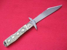 Case CHEETAH Limited XX Edition Custom Double Action Rattlesnake Bone Swing Guard Switchblade Knife Case CHEETAH Limited XX Edition Custom Double Action Rattlesnake Bone Swing Guard Switchblade Knife
