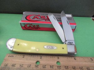 Case XX 1995 Yellow Delrin Trapper Pattern # 3254 CV