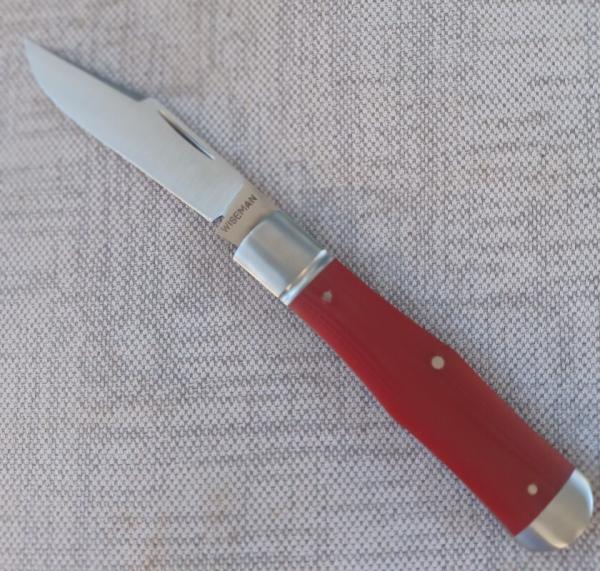 Gene Wiseman Custom Coffin/Swell Center Jack, D2 Clip blade,Red linen Micarta, 4" closed,Fluted 
