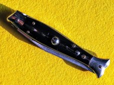 Fishtail Automatic Knife