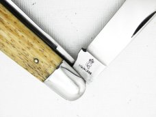 Queen Cutlery Co. #28 English Jack in Winterbottom Bone: 4 1/2” closed: early 1950s, Q STAINLESS ta Queen Cutlery Co. #28 English Jack in Winterbottom Bone: 4 1/2” closed: early 1950s, Q STAINLESS ta