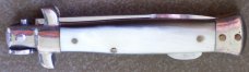 Vintage lockback MADE IN ITALY manual STILETTO KNIFE w/ cream brown & black HORN handle scales Vintage lockback MADE IN ITALY manual STILETTO KNIFE w/ cream brown & black HORN handle scales