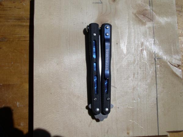 Benchmade 32 Morpho Balisong  Knife