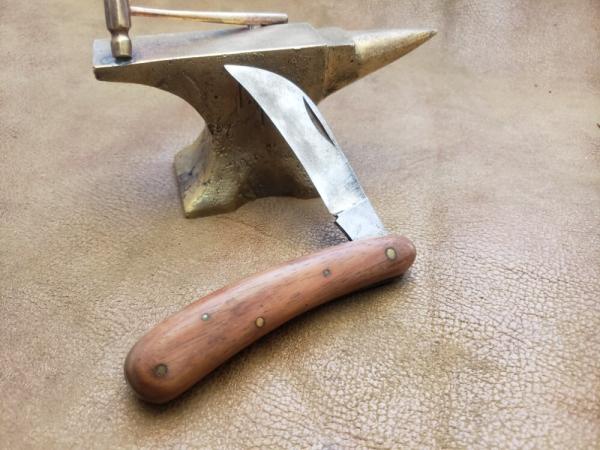 Vintage Kunde Remsheid Germany pruning hawkbill knife Vintage Kunde Remsheid Germany pruning hawkbill knife