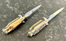 2 Miniature Switchblade Knives, Vertical INOX & INOX over ITALY Marks, Older Style, Stag Handles 2 Miniature Switchblade Knives, Vertical INOX & INOX over ITALY Marks, Older Style, Stag Handles