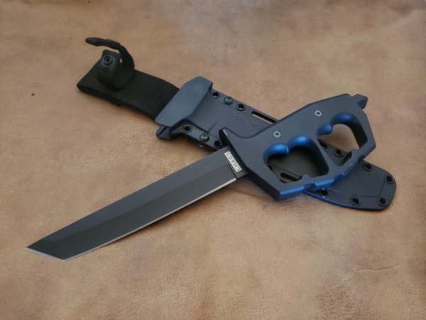 Cold Steel CHAOS tanto trench knife