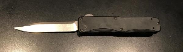 H&K U.S.A. "Tumult" Tactical Pocket Knife H&K U.S.A. "Tumult" Tactical Pocket Knife