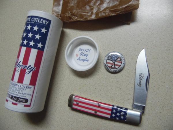 CLOSE OUT AFTER 33 YEARS GEC LIBERTY 941121 a ACRYLIC FLAG UNUSED IN TUBE APPROX 3-1/8" CLOSED CLOSE OUT AFTER 33 YEARS GEC LIBERTY 941121 a ACRYLIC FLAG UNUSED IN TUBE APPROX 3-1/8" CLOSED