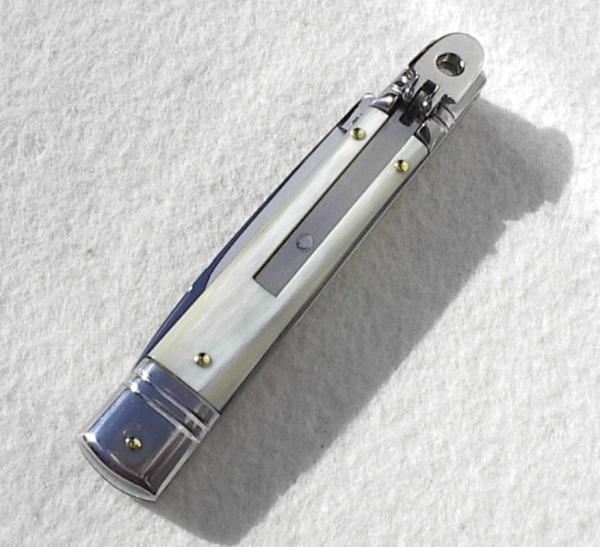 NOS AKC 8" CLASSIC SLIM LEVER LOCK SWEDGE BLADE, GENUINE BRAZILIAN WHITE HORN - MANIAGO ITALY