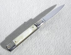 NOS AKC 8" CLASSIC SLIM LEVER LOCK SWEDGE BLADE, GENUINE BRAZILIAN WHITE HORN - MANIAGO ITALY