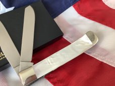 Zwilling J A Henckels Premium 2 Blade Trapper pocket knife with Great Mother of Pearl Handles - NOS Zwilling J A Henckels Premium 2 Blade Trapper pocket knife with Great Mother of Pearl Handles - NOS