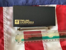 Zwilling J A Henckels Premium 2 Blade Trapper pocket knife with Great Mother of Pearl Handles - NOS Zwilling J A Henckels Premium 2 Blade Trapper pocket knife with Great Mother of Pearl Handles - NOS