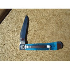 Case XX Trapperlock  Knife W/ Kick Start Assist