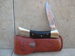 Case XX Shark Tooth Lockback With Sheath (used )