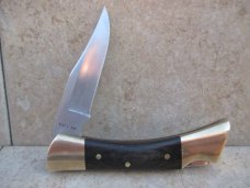 Case XX Shark Tooth Lockback With Sheath (used ) Case XX Shark Tooth Lockback With Sheath (used )