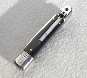 NOS AKC 8" CLASSIC SLIM LEVER LOCK SWEDGE BLADE, GENUINE BRAZILIAN HORN - MANIAGO ITALY