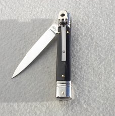 NOS AKC 8" CLASSIC SLIM LEVER LOCK SWEDGE BLADE, GENUINE BRAZILIAN HORN - MANIAGO ITALY