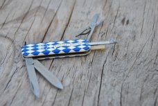 Victorinox Swiss Army Knife Spartan Blue White Bavaria 91mm Mint Never Honed 11 Functions Victorinox Swiss Army Knife Spartan Blue White Bavaria 91mm Mint Never Honed 11 Functions