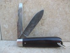 Imperial and Ulster Electrician's Knives (2 knives) Imperial and Ulster Electrician's Knives (2 knives)