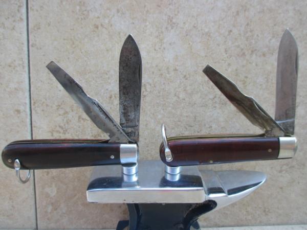 Imperial and Ulster Electrician's Knives (2 knives) Imperial and Ulster Electrician's Knives (2 knives)