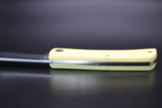 CASE SODBUSTER JR CS YELLOW HANDLE 3137CS CASE SODBUSTER JR CS YELLOW HANDLE 3137CS