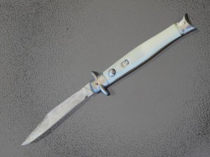 Colonial Shur-Snap Fishtail Switchblade Knife