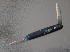 Schrade Switchblade Knife, 2 blades Schrade Switchblade Knife, 2 blades