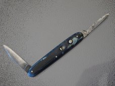 Schrade Switchblade Knife, 2 blades Schrade Switchblade Knife, 2 blades