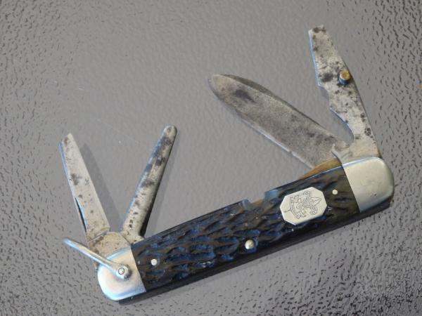 Vintage Cattaraugus Boy Scout Knife; D 2580; Whittle-craft