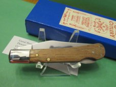 Canal Street Cutlery Co-Op/ Red Hill Cutlery American Chestnut Wood Pinch Lock back Canal Street Cutlery Co-Op/ Red Hill Cutlery American Chestnut Wood Pinch Lock back