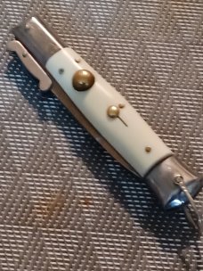 7" Rizzuto Estileto Milano . 7" Rizzuto Estileto Milano .