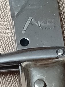 9" Real AKC Stag Swinguard. 