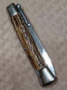 9" Real AKC Stag Swinguard. 9" Real AKC Stag Swinguard.