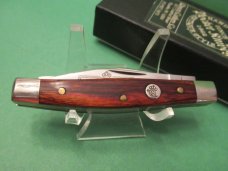 Queen Cutlery Titusville PA Walnut Stockman Pattern # 26 Queen Cutlery Titusville PA Walnut Stockman Pattern # 26