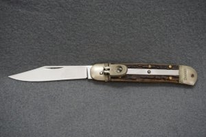 + VTG SCARCE HUBERTUS SOLINGEN ROSTFREI BUCKHORN MEDIUM 'SPRINGER' LEVERLOCK AUTOMATIC KNIFE +