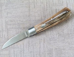Pascal Boucher Mammoth Ivory Swayback..Cpm154..4" closed...red liners...coa and pouch..smooth scales