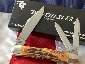 1991 Winchester (by Queen) Hump Back / Balloon Whittler (Mdl#3902 S) w/ Super Stag Handles