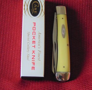 NEAR TO MINT CONDITION CASE XX  USA ( NO D0TS ) Pattern # 3254 FLAT YELLOW HANDLES  1965 to 1969